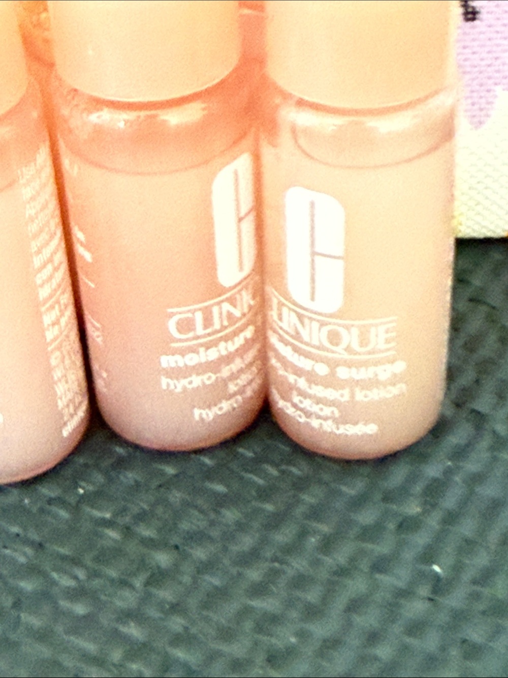Clinique Cosmetic Poucd & 8 Moisture Surge Travel Size 8 pc NWT - Picture 4 of 5
